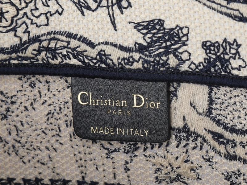 Christian Dior Shopping Bags